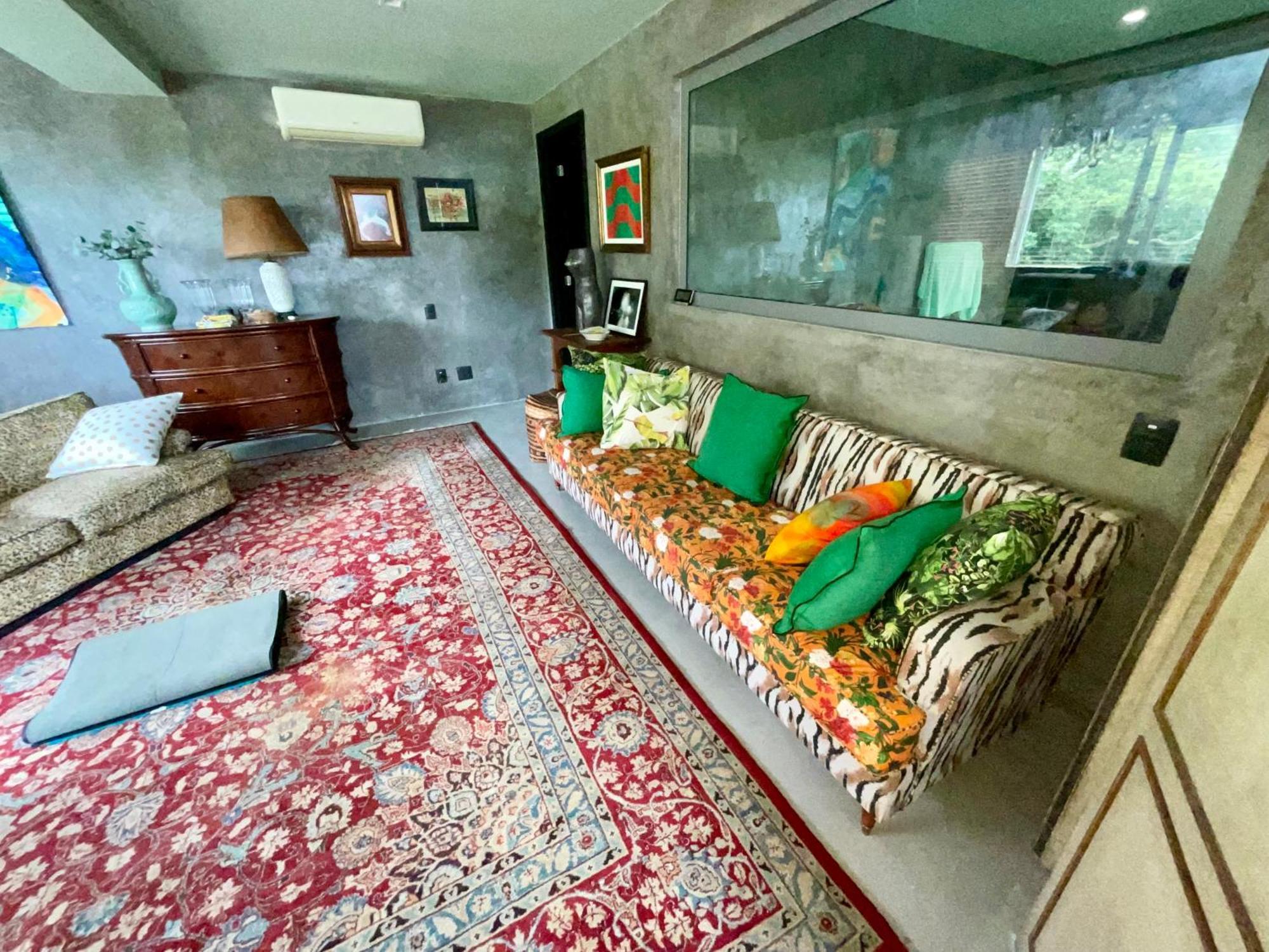 Alojamento Emerald House *